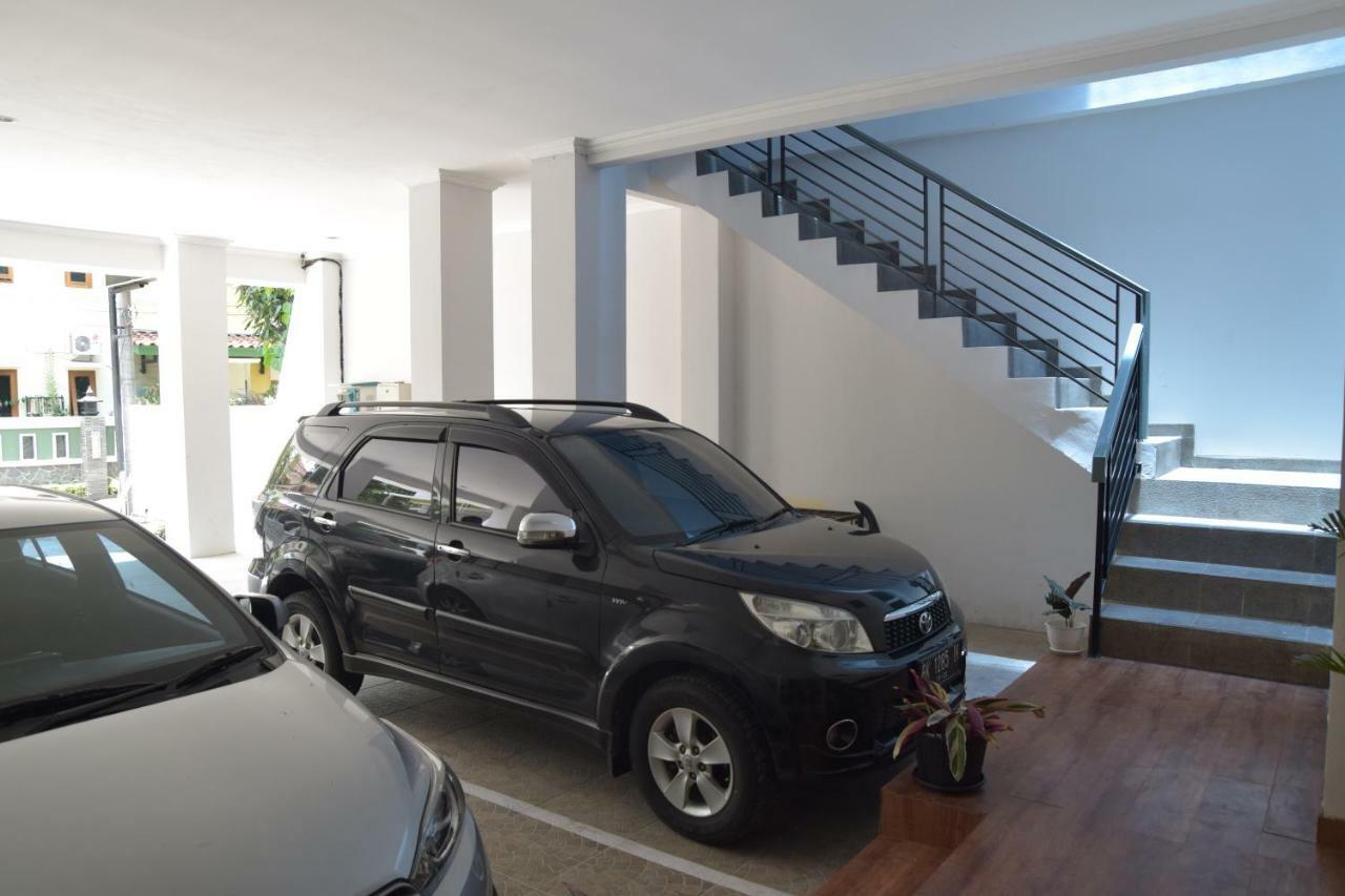 Grhatama Guest House Kejayan Ngoại thất bức ảnh